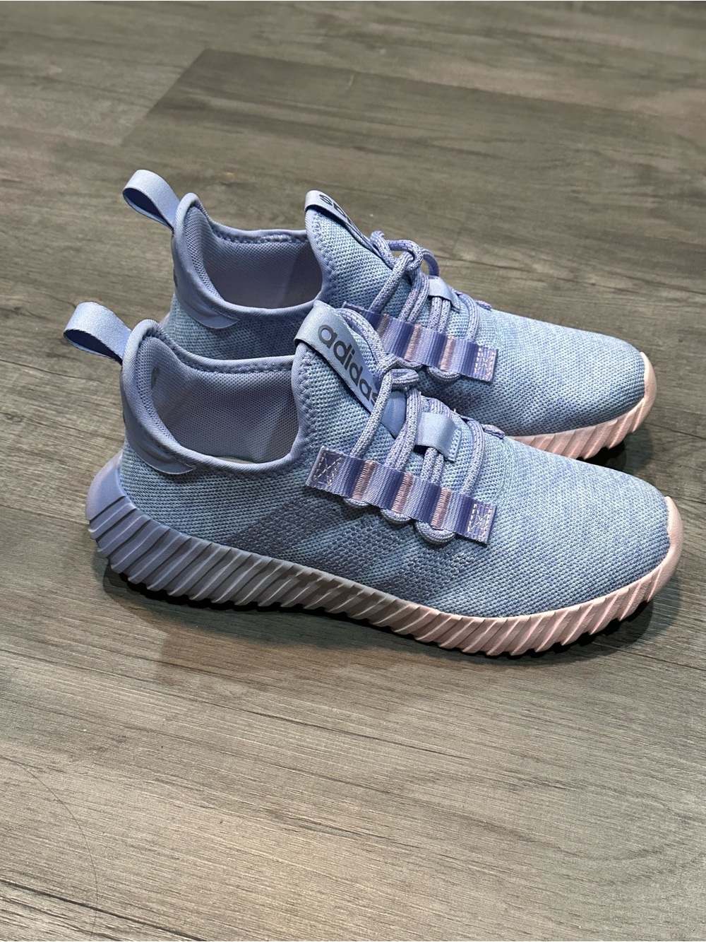 adidas women’s Kaptir flow shoes size 9.5